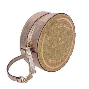 Super cute rose gold Kate Spade circle purse, great condition